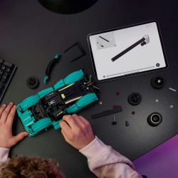 LEGO Technic - Aston Martin Valkyrie 42208 => LEGO Technic - Aston Martin Valkyrie 42208