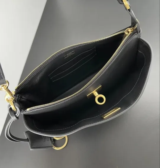 BALENCIAGA RODEO Sling Pochette