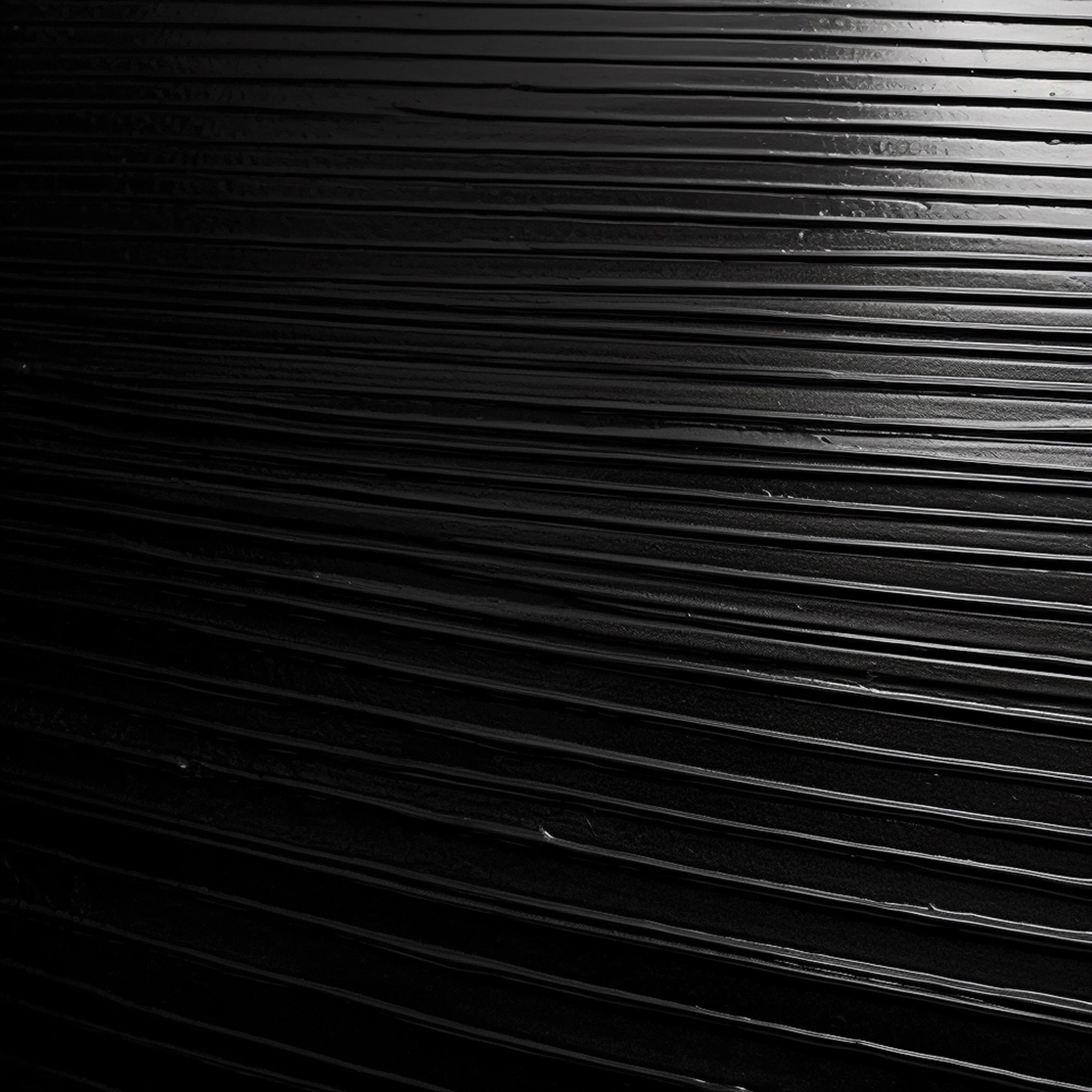 Тушь с эффектом накладных ресниц SUPREMATIC ULTRA BLACK 4,5 г