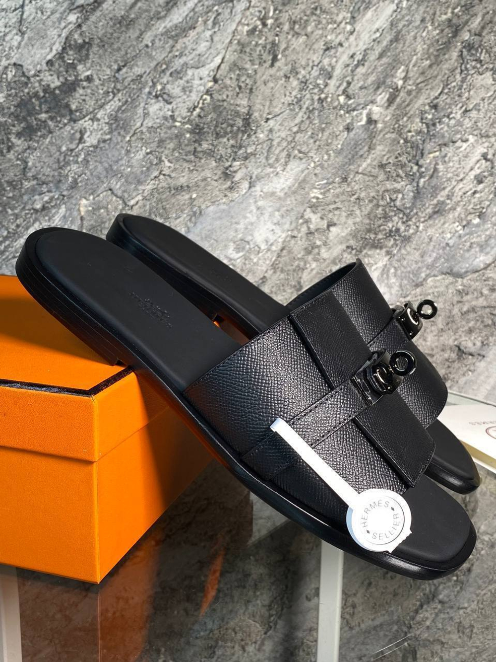 Шлепанцы Hermes