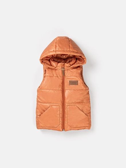 Жилет со съемным капюшоном "Кремовый абрикос"