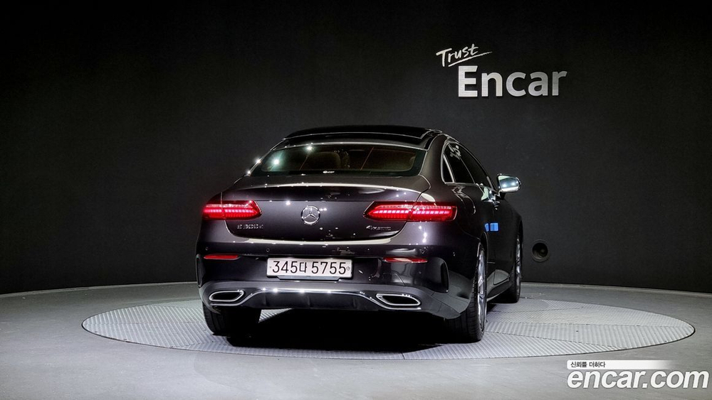 Mercedes-Benz E-Class W213 E300d 4MATIC Coupe (02.2023)