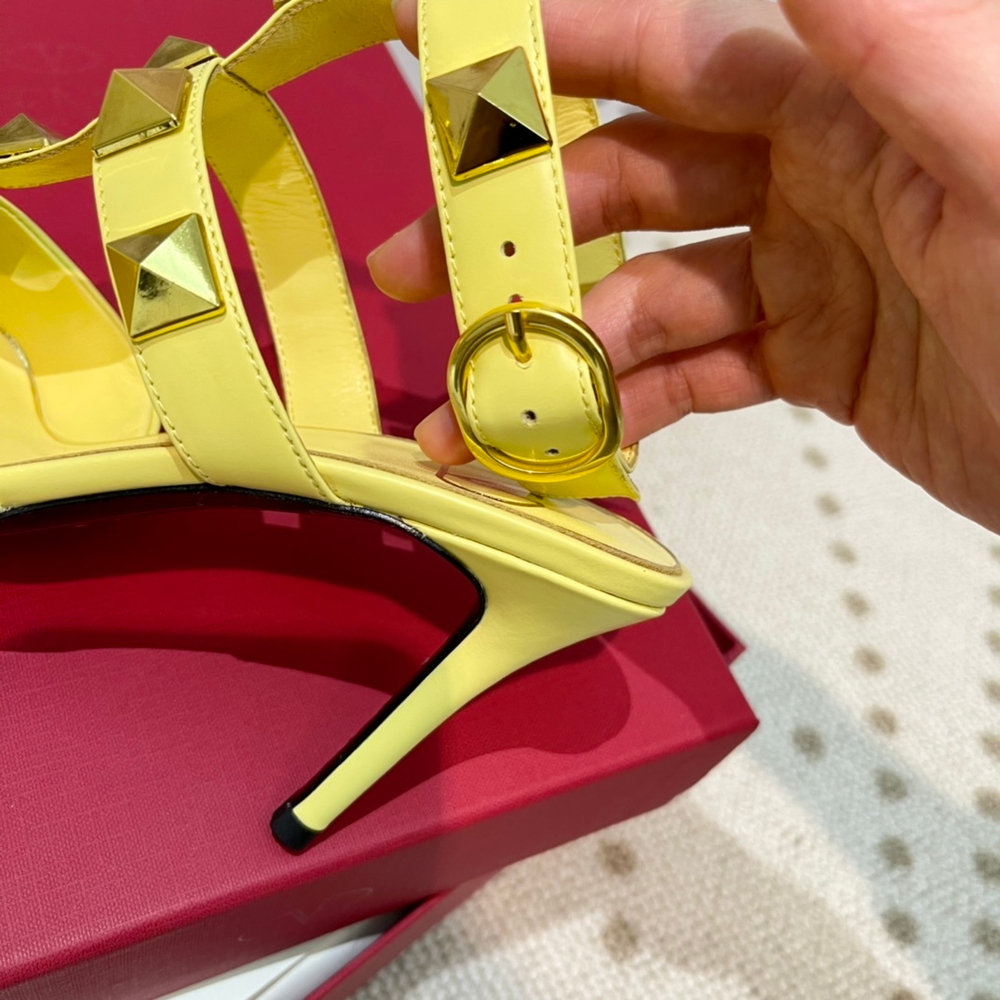 Valentino Garavani Roman Stud 8.5 cm