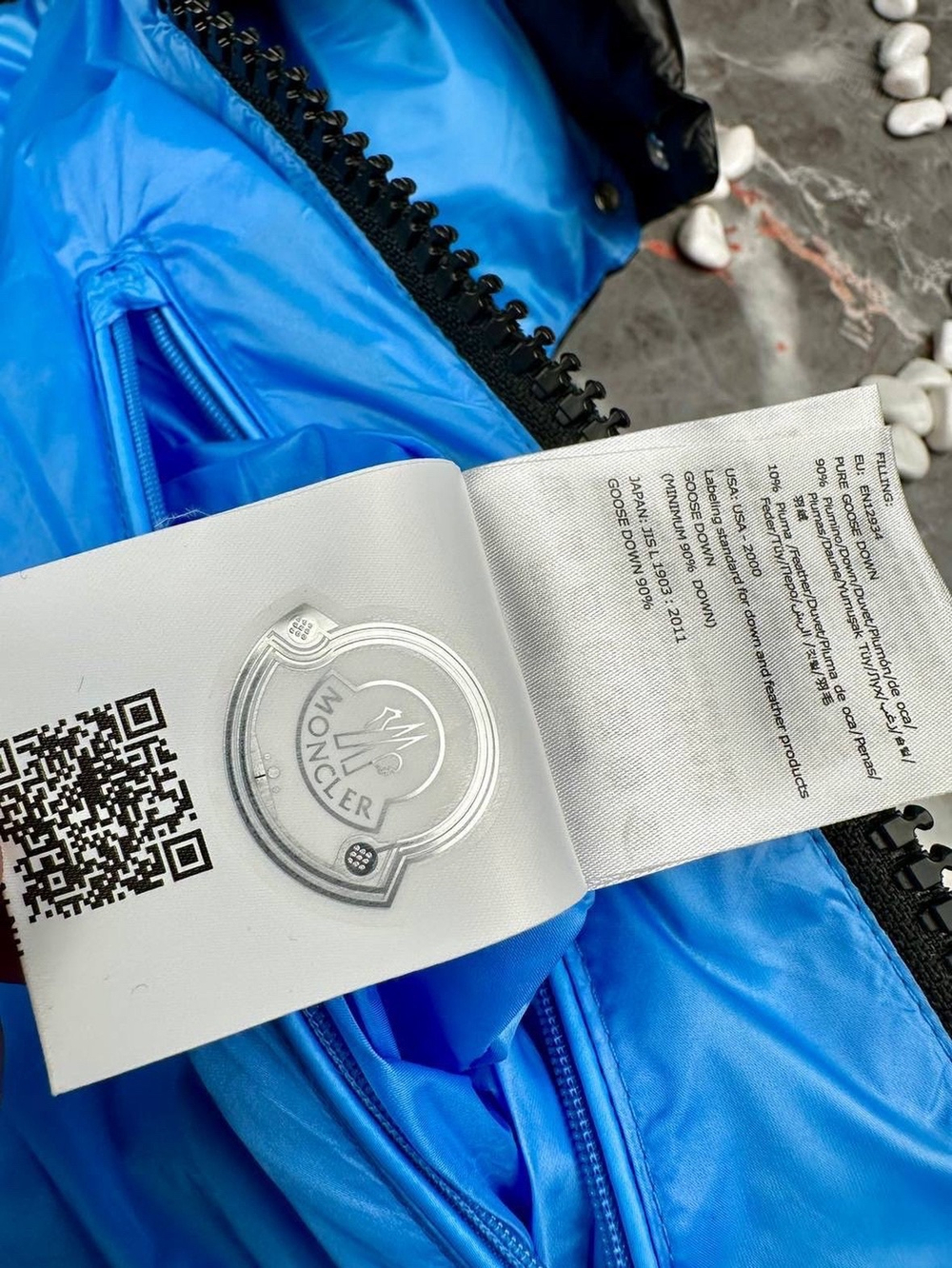 Пуховик Moncler