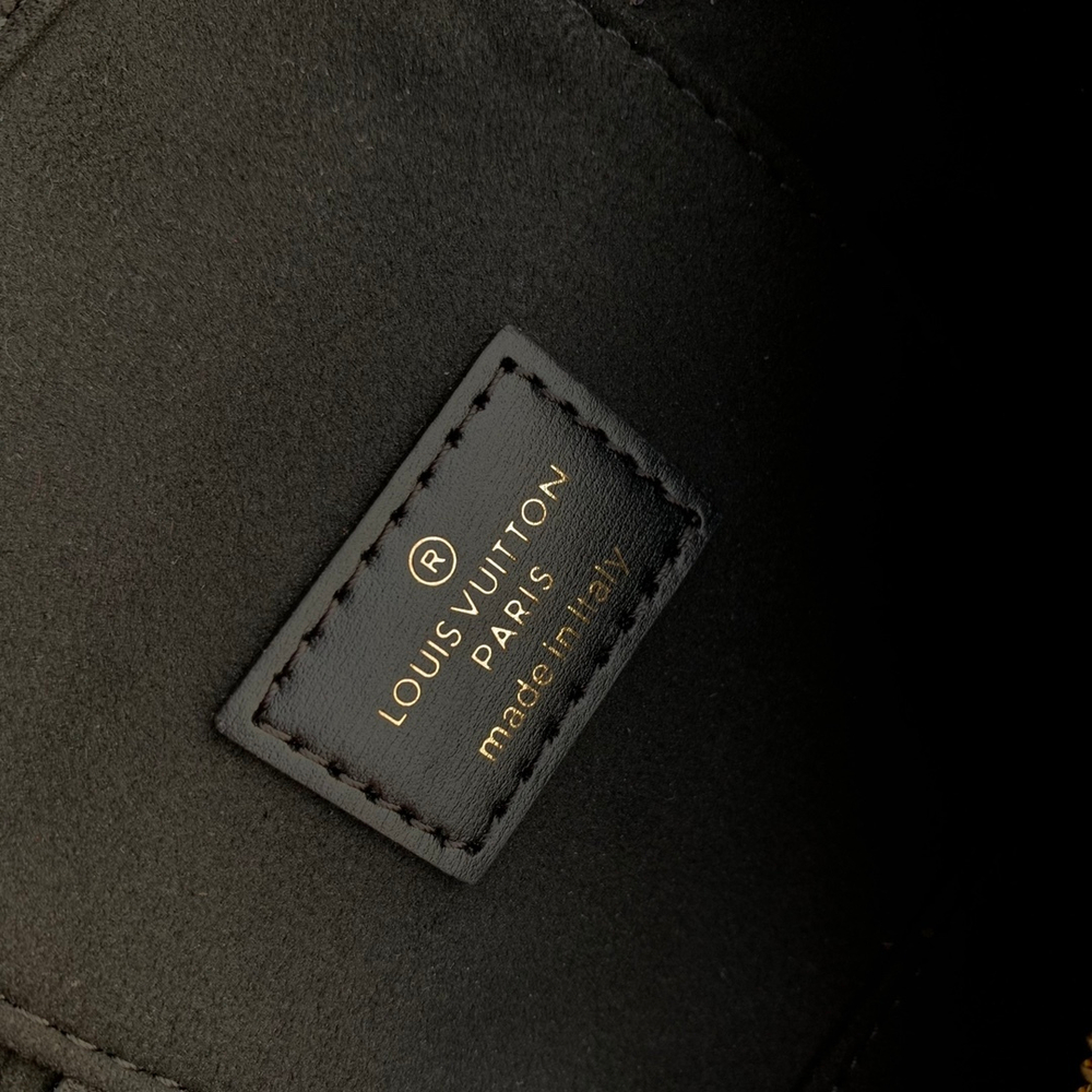 Louis Vuitton Vanity Chain Pouch