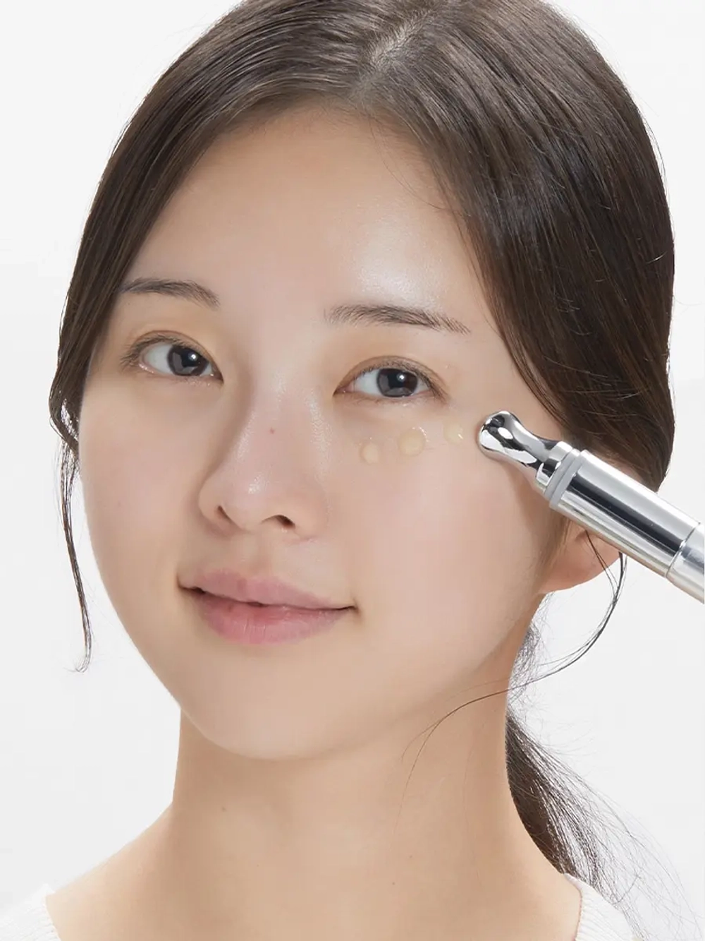 VT Cosmetics Осветляющий крем для глаз с витамином С и микроиглами Reedle Shot Vita-Light Eye Cream 15 мл