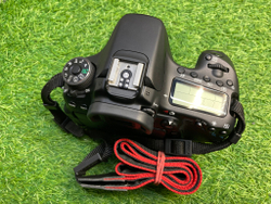 Canon EOS 70D (1300 кадров) Покупка/Продажа