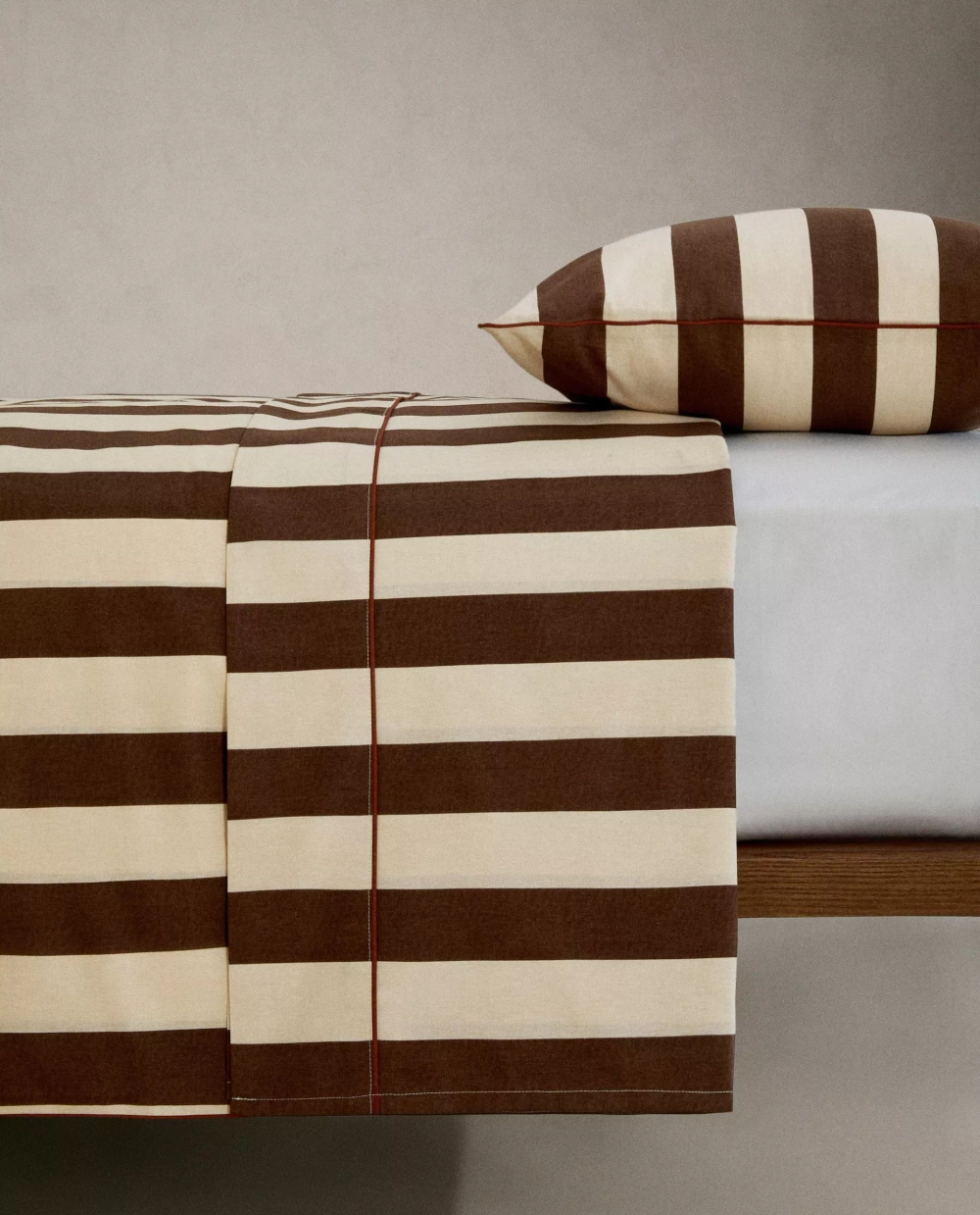 ZARA HOME ПОДОДЕЯЛЬНИК ИЗ ВАРЕНОГО ХЛОПКА, КОРИЧНЕВЫЙ