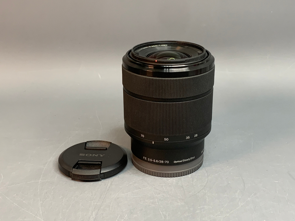 Sony 28-70 mm 3.5-5.6 OSS
