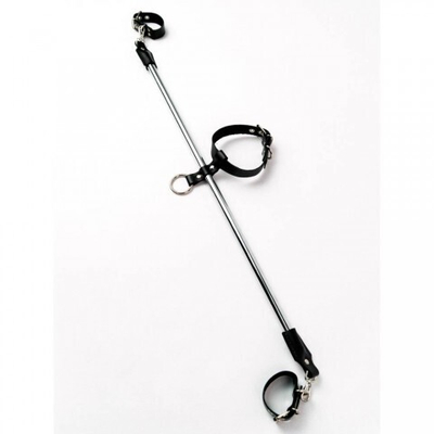 Металлическая распорка с ошейником и наручниками