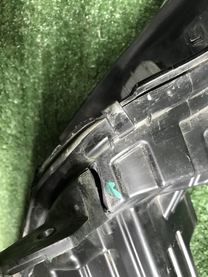 Фара правая Changan CS75PLUS (2021-2024) LED