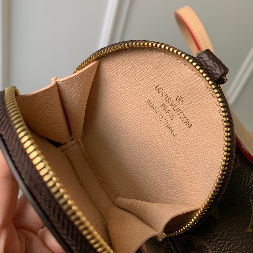 Louis Vuitton Neverfull BB