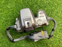 Canon 250D Белый + 18-55mm IS STM 730 кадров