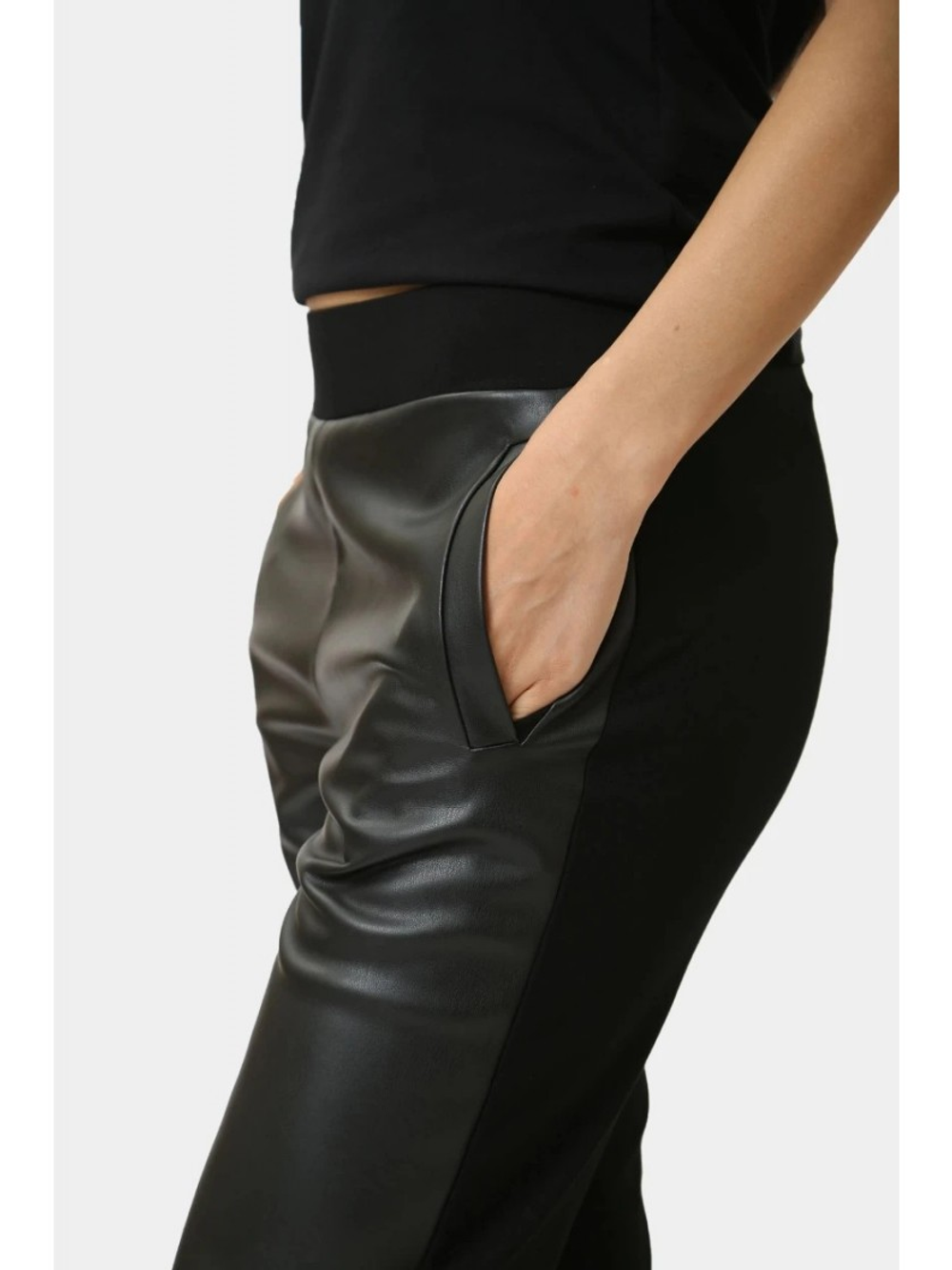 Брюки женские ЕА7 Emporio Armani