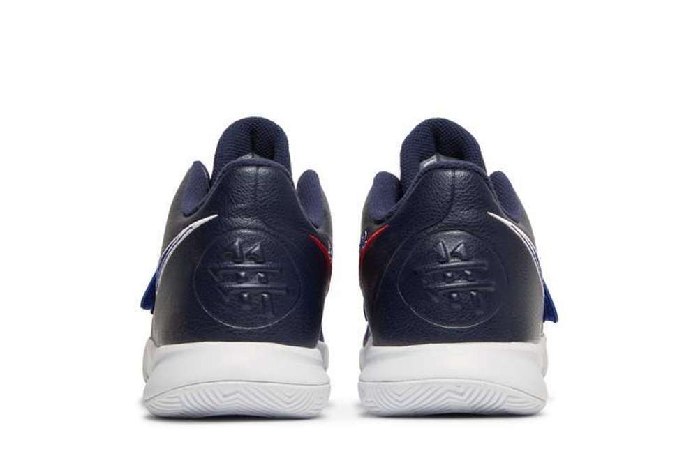 Кроссовки Nike Flytrap 3