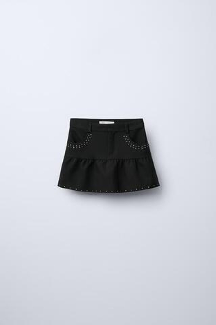 ZARA ЮБКА-ШОРТЫ С ЗАКЛЕПКАМИ, ЧЕРНЫЙ