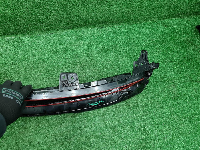 Решетка радиатора Geely Coolray (2019-2024)