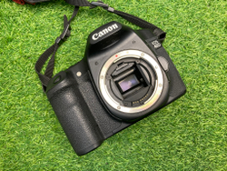 Canon EOS 40D 9.800 кадров