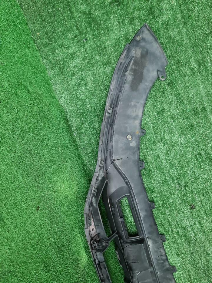 Юбка переднего бампера Mercedes GLC X253 19-22 AMG