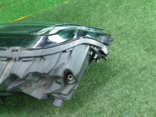 Фара левая Range Rover Velar (2017-2023) LED