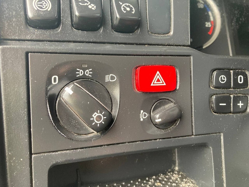 Переключатель света фар