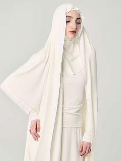 Балаклава Эдит белая