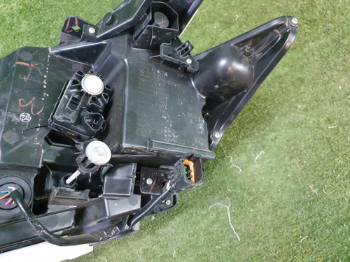 Битая Фара правая Nissan Murano Z52 (14-22) LED