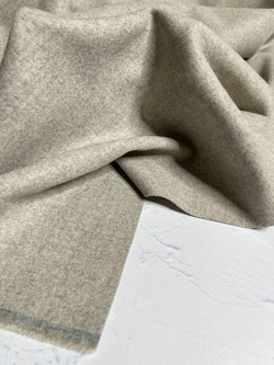 Пальтово-костюмная двусторонняя смесовая фланелевая ткань (Antonio Marras, 40%шерсть/30%пэ/21%вискоза/7%полиамид/2%эластан, 137, Светлый серо-бежевый)