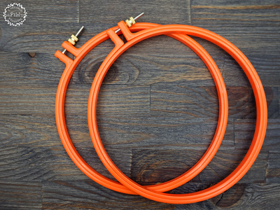 Пяльцы с системой антискольжения, диаметр 19 см, оранжевые