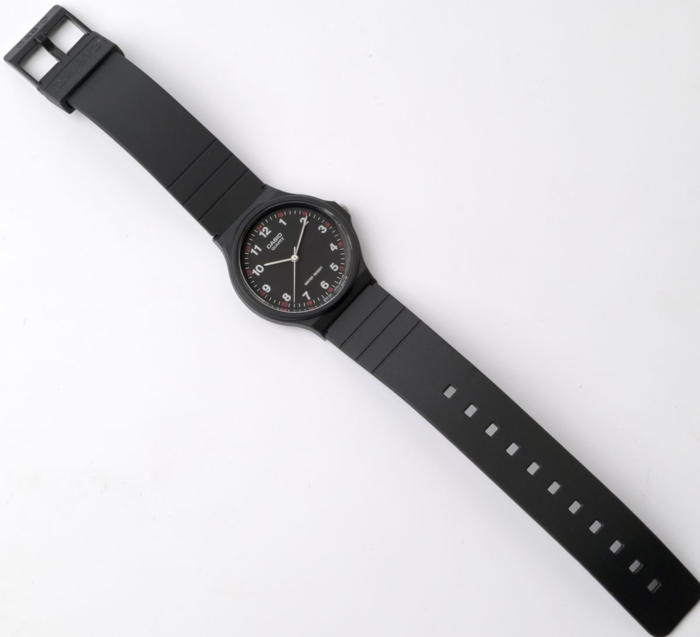 Наручные часы Casio MQ-24-1B