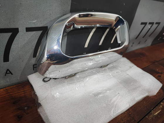 Насадка глушителя левая Mercedes GLE V167 18- Б/У Оригинал A1678856900