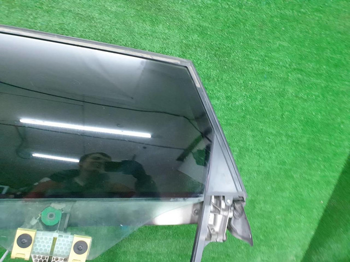 Стекло заднее левое Audi A3 2 8P (2008-2013)