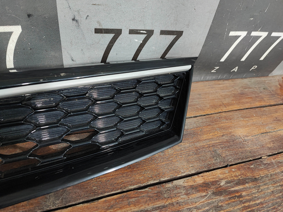 Решетка радиатора Kia Rio 4 X-Line 20-нв Б/У Оригинал 86350H0900