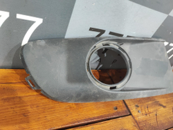 Накладка переднего бампера Caddy 3 Touran 10-15 Б/У Оригинал 1T0853666T