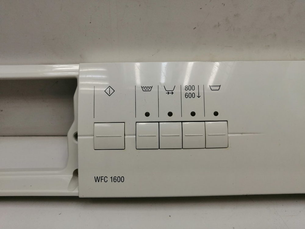 WFC1600 кт115 Лицевая панель для стиральной машины Bosch 5550001452 б/у
