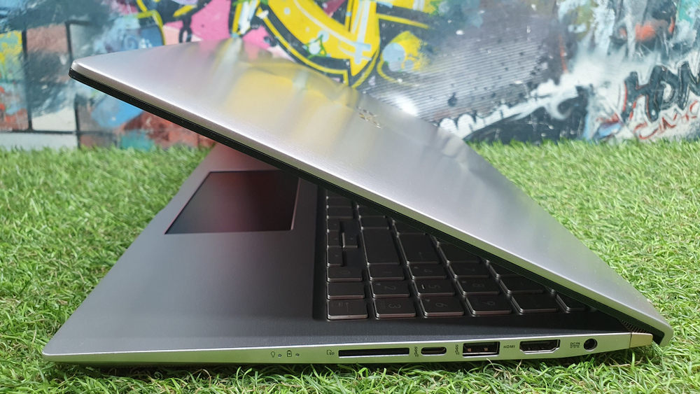 Ноутбук ASUS i7-10/16 Gb/SSD 1 Tb/FHD/Zenbook UX534FAC-A8170R [90nb0nm5-m03140]/Windows 11