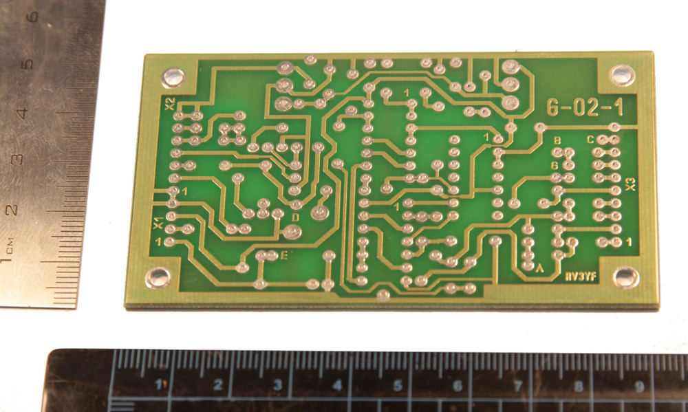 Печатная плата делителя частоты от «ГПД-02».