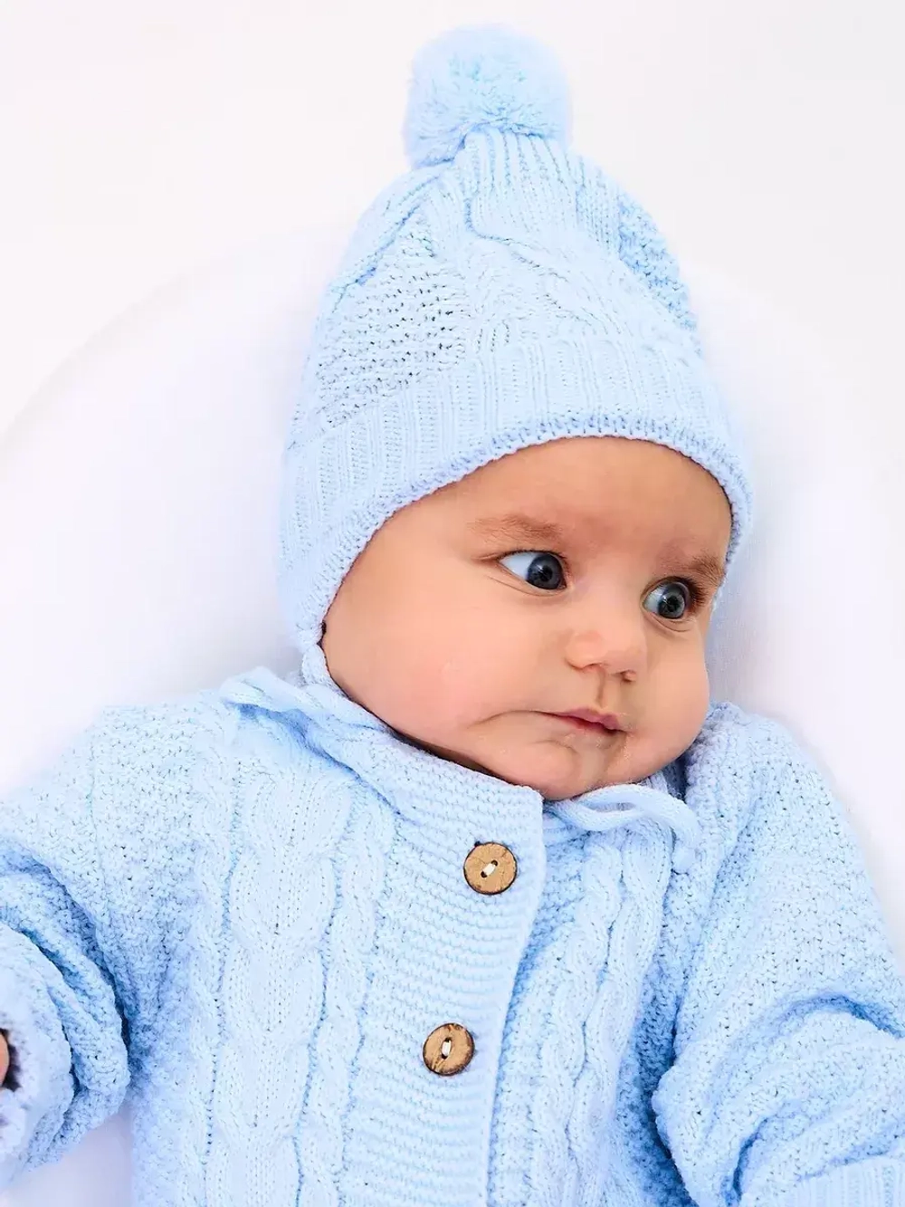 вязаный комбинезон для новорожденных