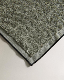 Zara Home - Велюровое банное полотенце с оверлоком, зеленый, 30х50 см