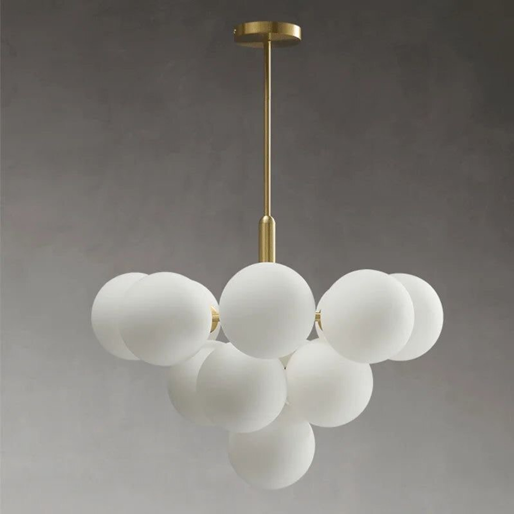 Современная модель с белыми матовыми шарами 🤍