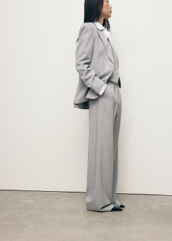 Костюмные брюки в узкую полоску