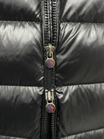 Пуховик Moncler