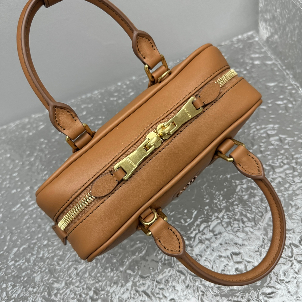 Miu Miu Arcadie Bag S 22 cm