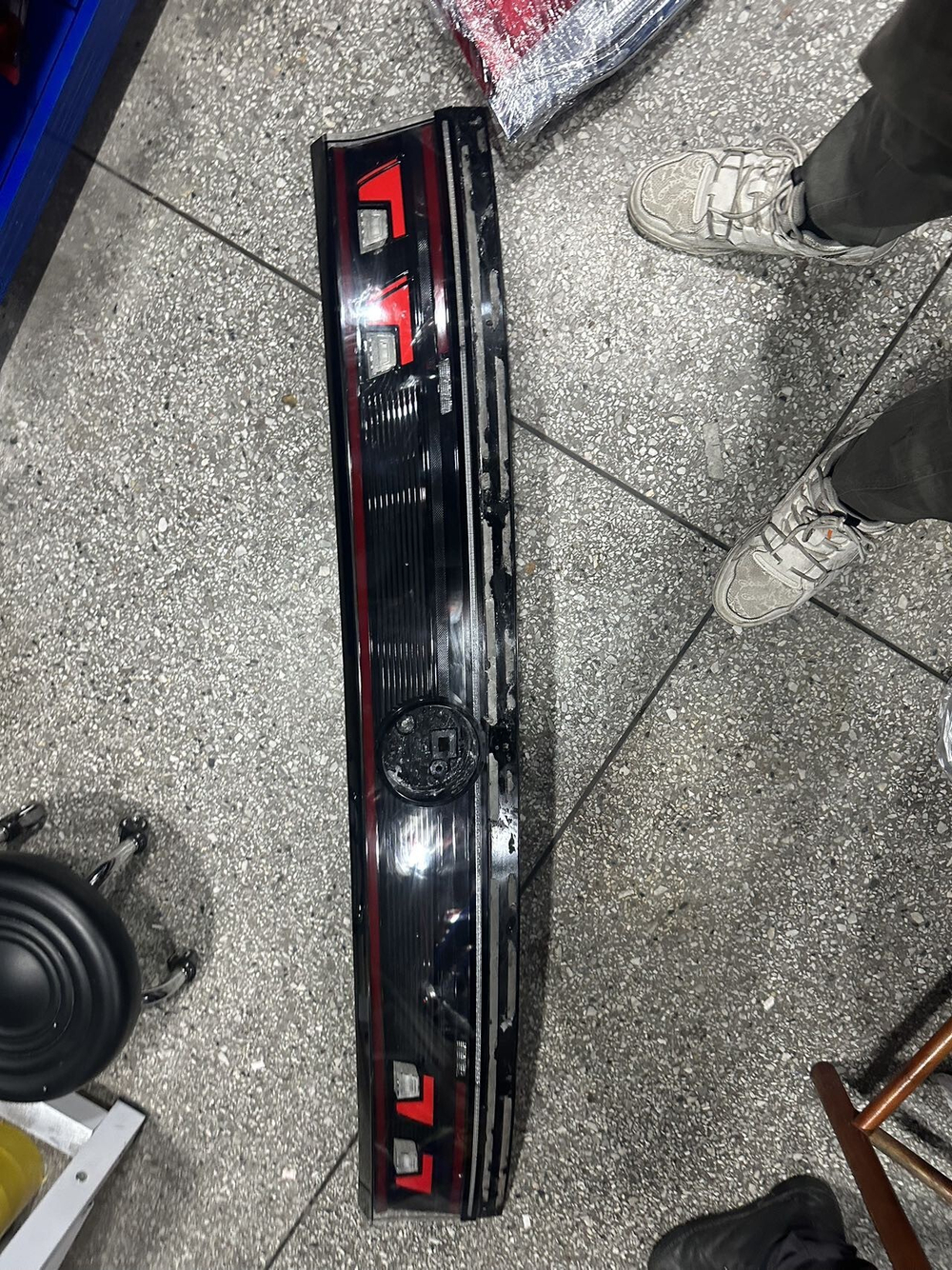 Задний левый внешний фонарь (LED) Volkswagen Teramont X 2022-2024