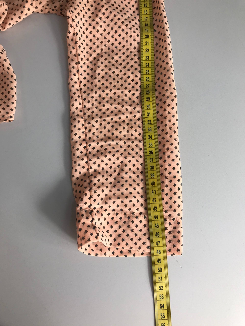 Блузка Stradivarius со звездами, маркировка М, визуально на 46 размер