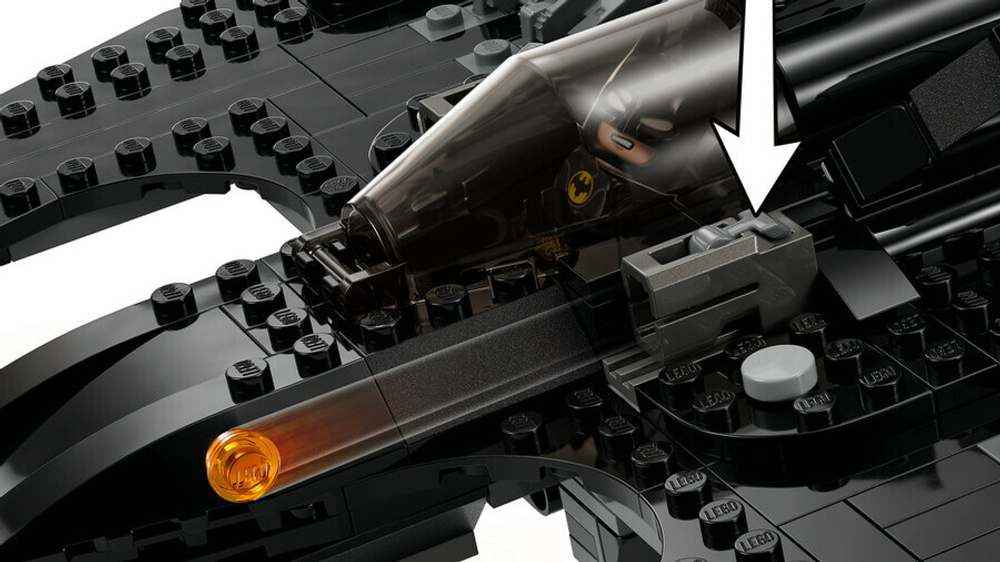 Конструктор LEGO DC Batman 76265 Бэтвинг: Бэтмен против Джокера