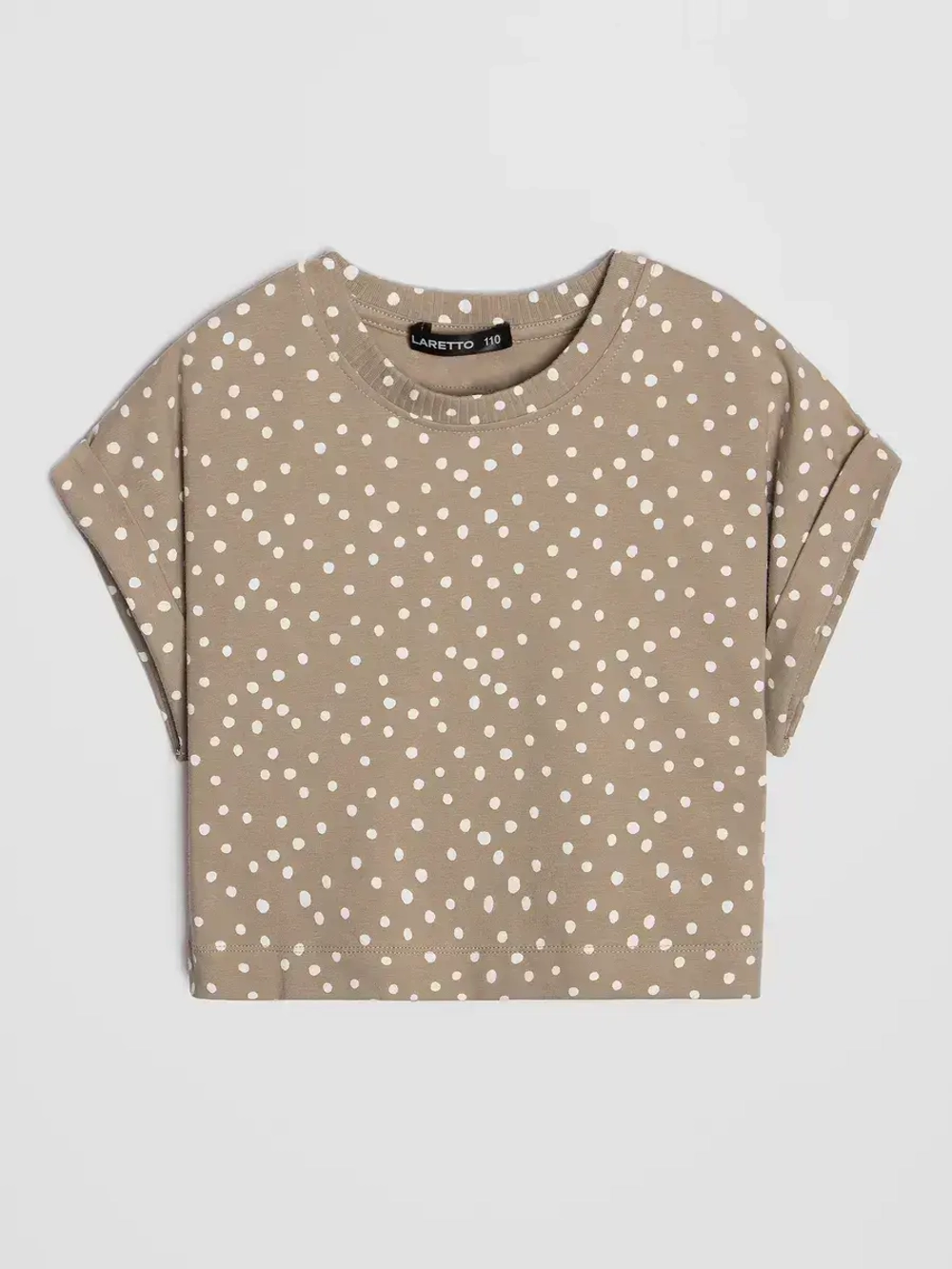 Бежевая футболка для девочки в горошек в школу