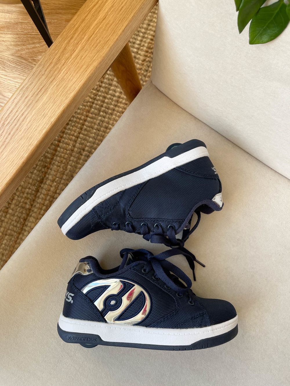 Роликовые кроссовки Heelys, 32