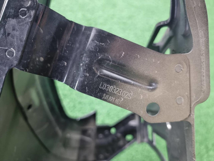 Крыло переднее левое Porsche Taycan (2019-н.в.)