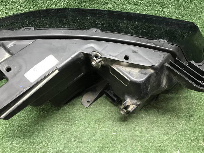 Битая Фара левая Geely Coolray (2019-2024) LED